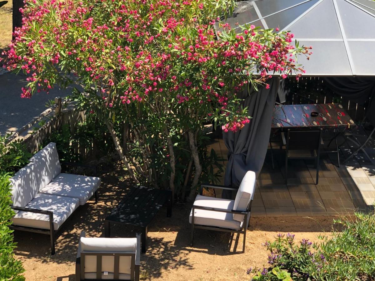Rez De Villa Pebrier Fréjus Eksteriør billede